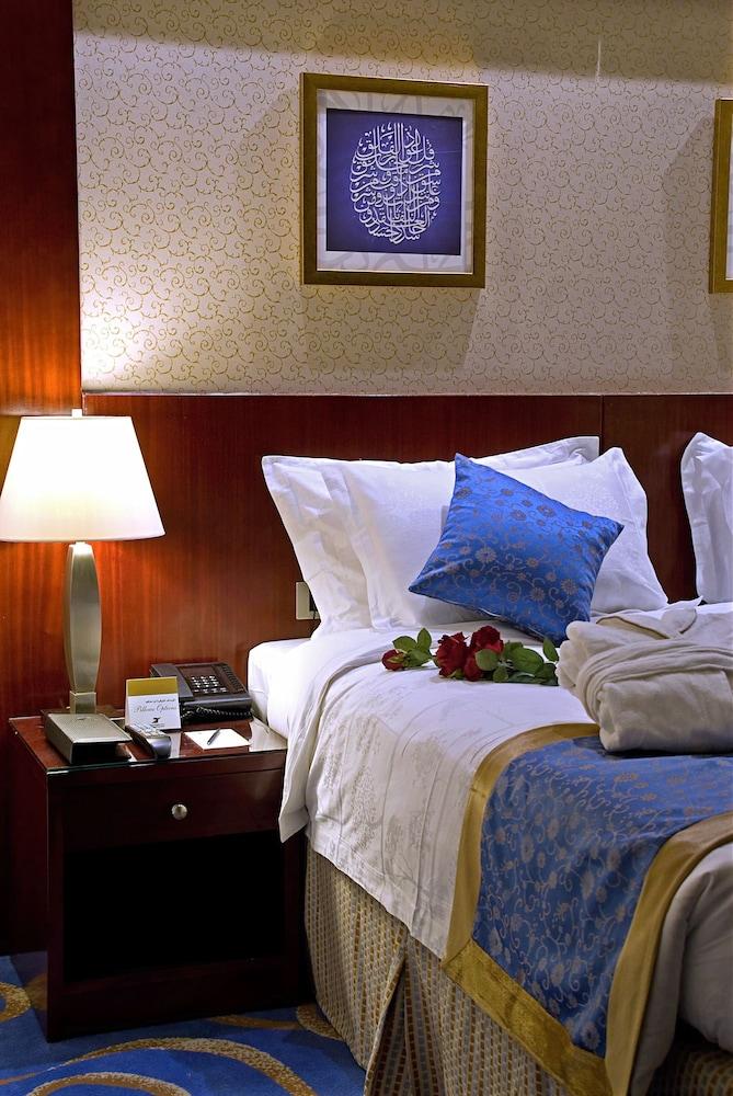 Dar Eiman Royal Otel Mekke Dış mekan fotoğraf A guest room at the hotel