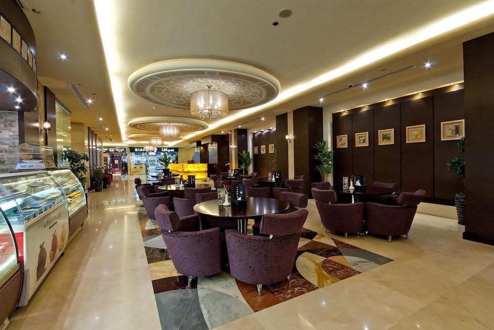 Dar Eiman Royal Otel Mekke Dış mekan fotoğraf The lobby of the hotel